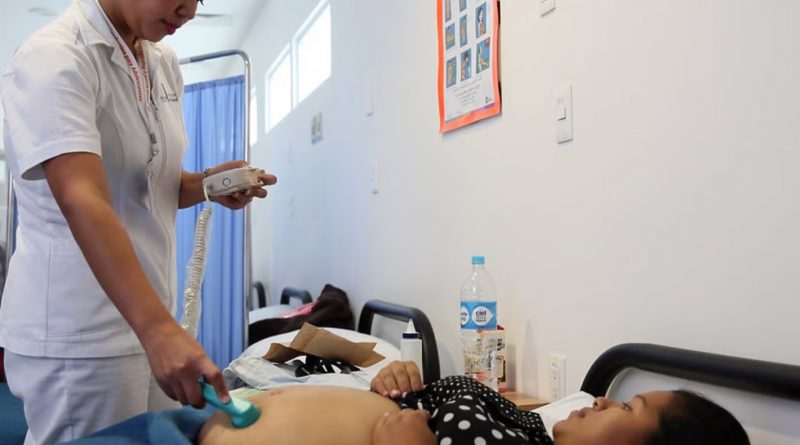 Día Internacional de la Partera: OPS destaca la importancia de invertir en partería para construir sistemas de salud más fuertes y resilientes
